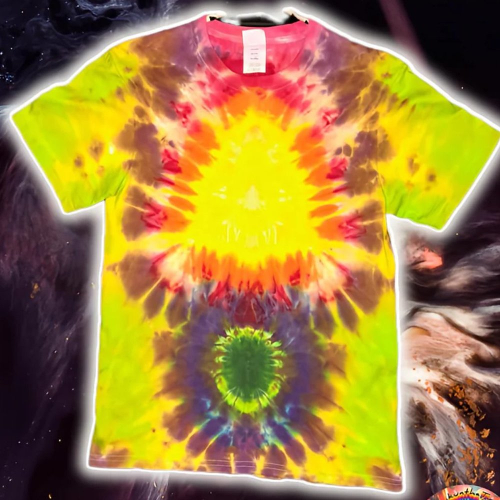 [Hand Dyed] Tie Dye Youth Shirt